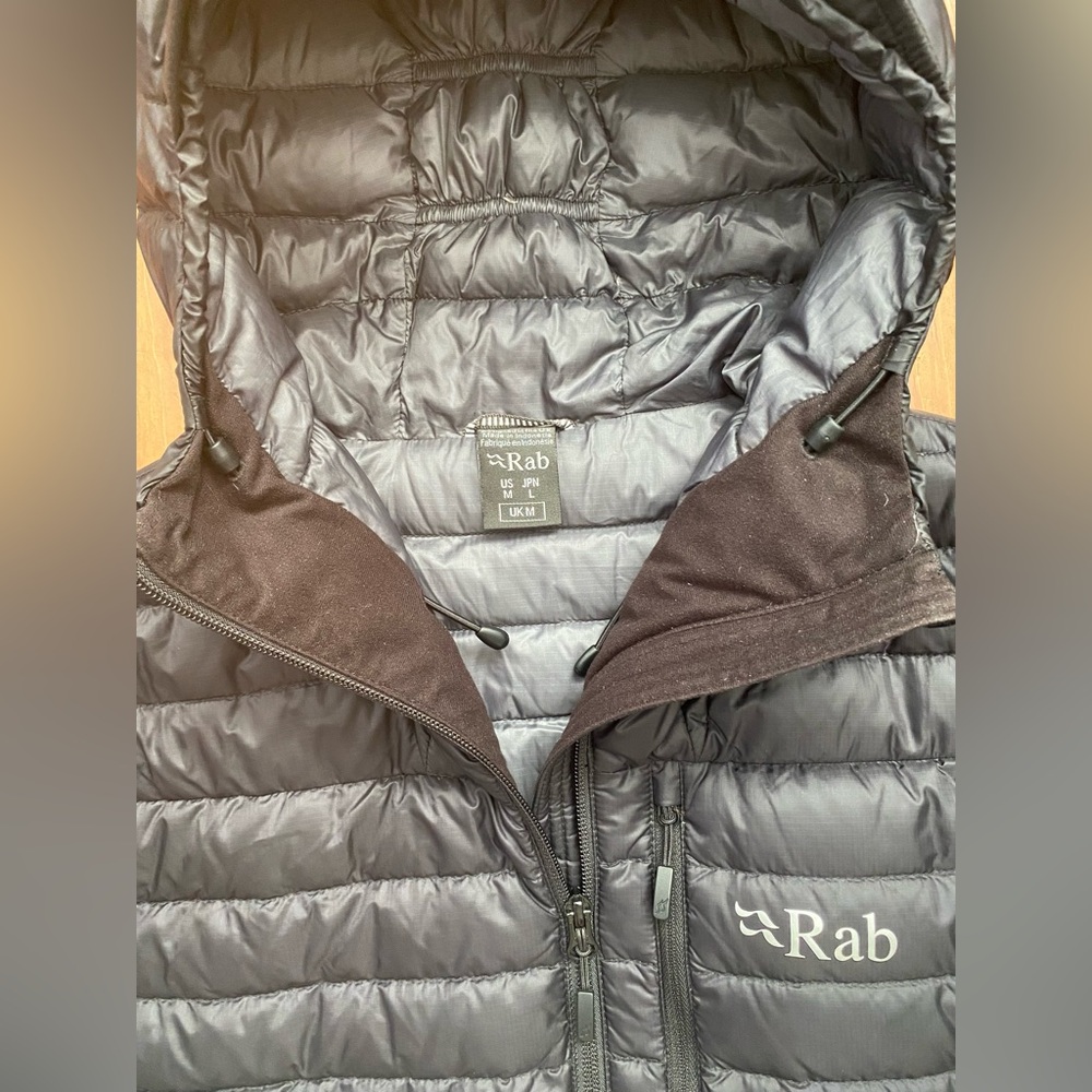 Rab Mens Microlight Alpine Down Hooded Jacket Medium Black - Picture 3 of 10